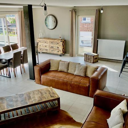 Loft En Duplex Avec Terrasse 3 Chambres Proche Pairi Daiza モンス エクステリア 写真