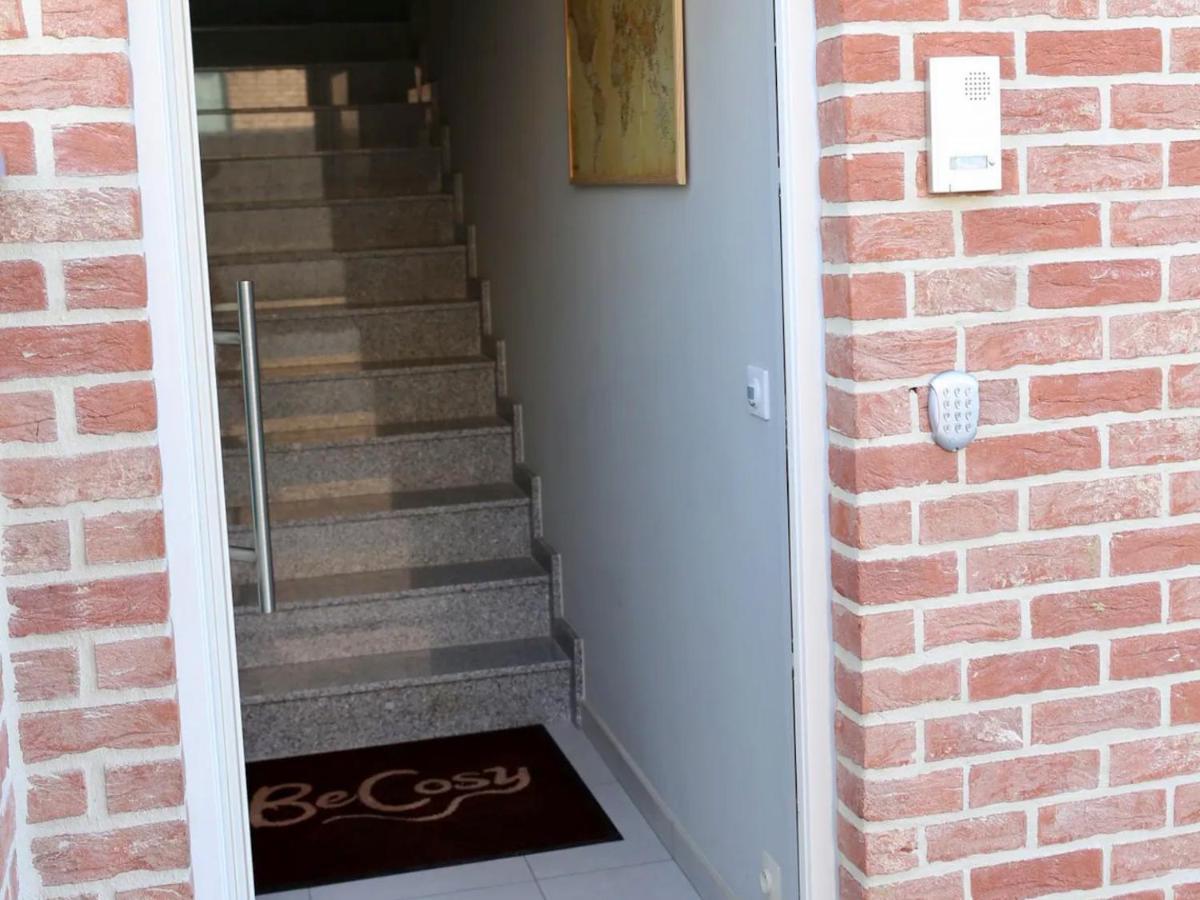 Loft En Duplex Avec Terrasse 3 Chambres Proche Pairi Daiza モンス エクステリア 写真