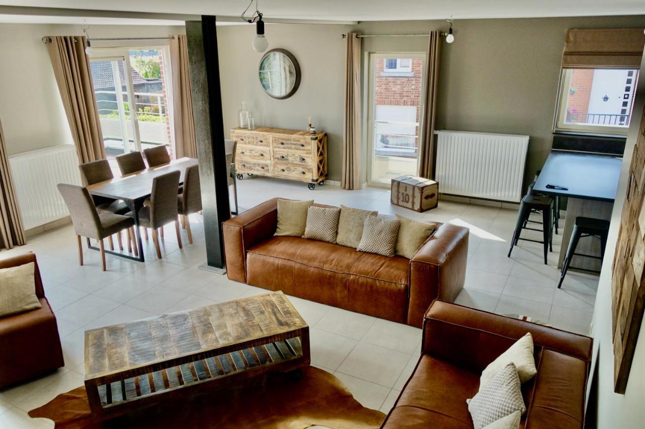 Loft En Duplex Avec Terrasse 3 Chambres Proche Pairi Daiza モンス エクステリア 写真
