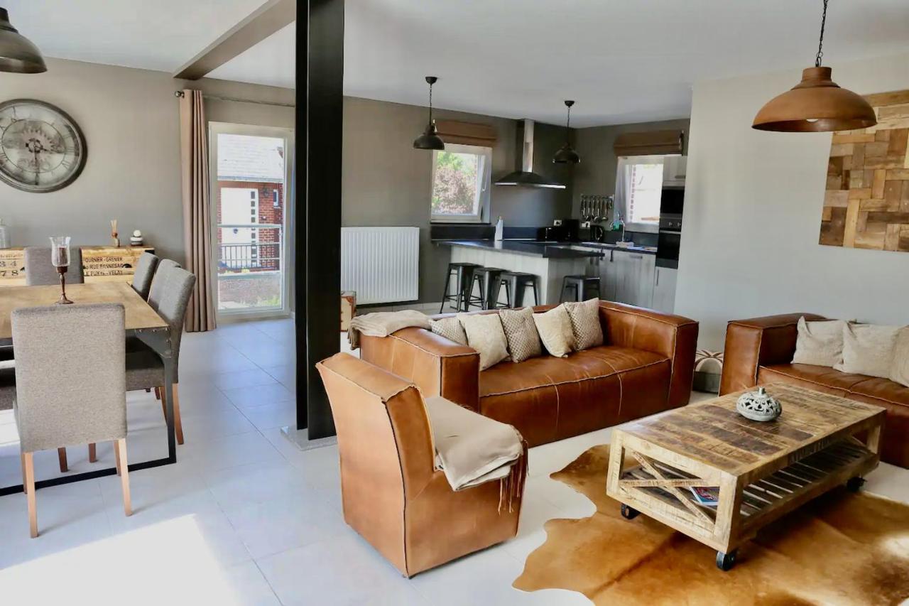 Loft En Duplex Avec Terrasse 3 Chambres Proche Pairi Daiza モンス エクステリア 写真
