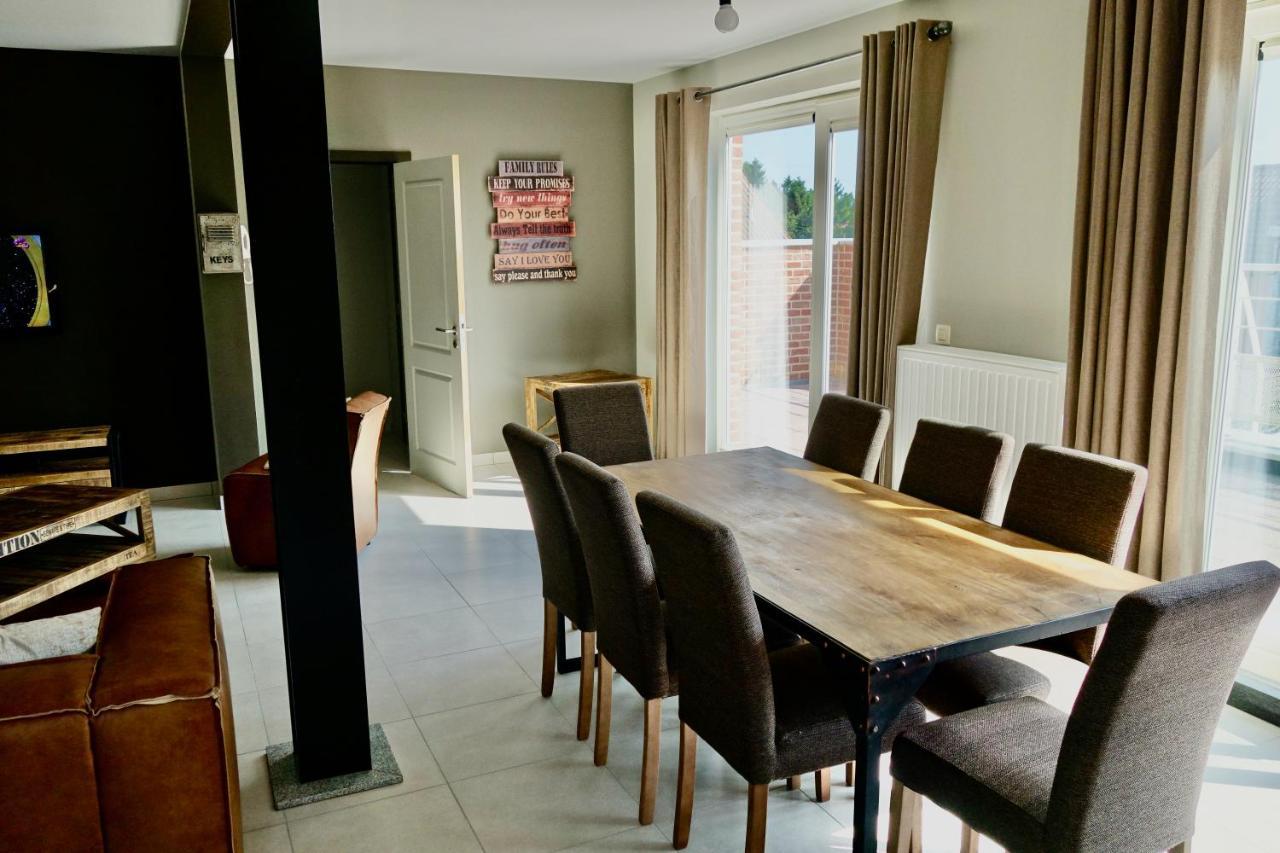 Loft En Duplex Avec Terrasse 3 Chambres Proche Pairi Daiza モンス エクステリア 写真